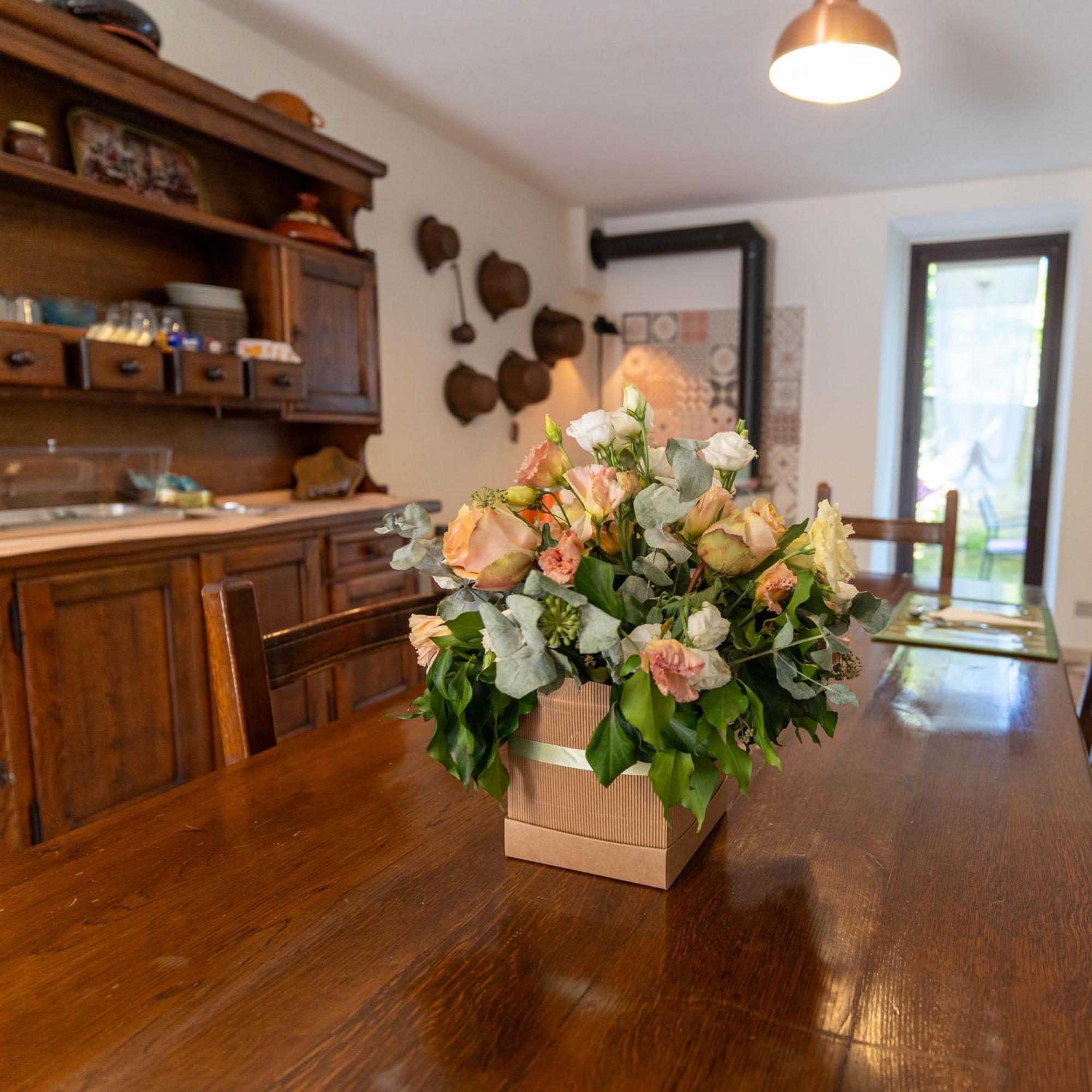 A Casa Di Tom Bed & Breakfast Sant'Ambrogio di Valpolicella Exterior photo