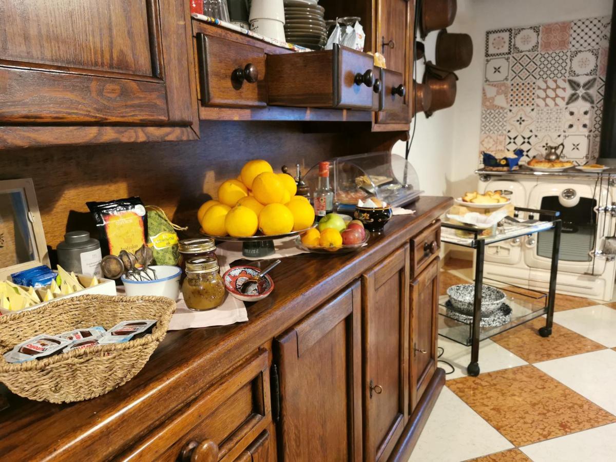 A Casa Di Tom Bed & Breakfast Sant'Ambrogio di Valpolicella Exterior photo
